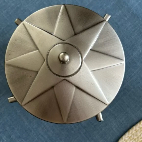 Silver Rotating Carousel Photo Frame - Picture 2 of 3